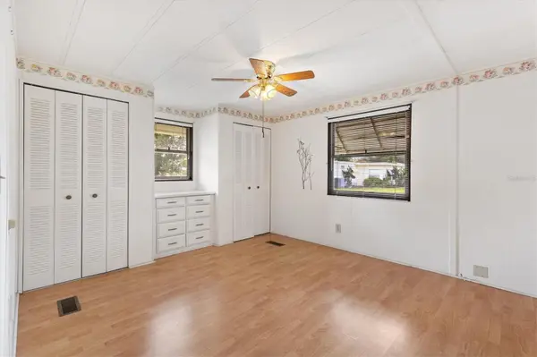 1020 NELL WAY, Lady Lake, FL 32159