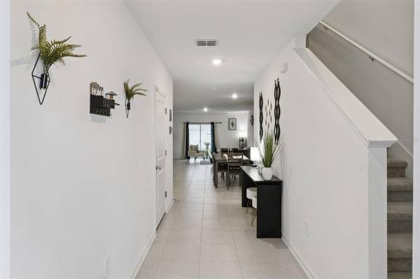 2221 CROWN ROCK DR, Haines City, FL 33844