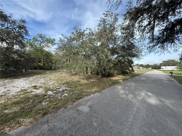209 ROBINHOOD TER, Sebring, FL 33876