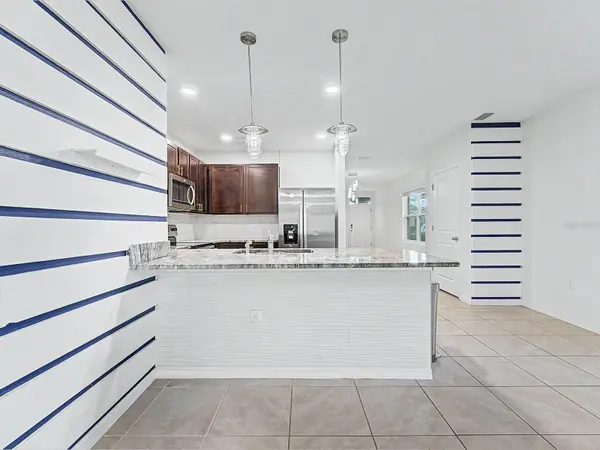 2918 LOTUS FLOWER TRL, Wesley Chapel, FL 33543