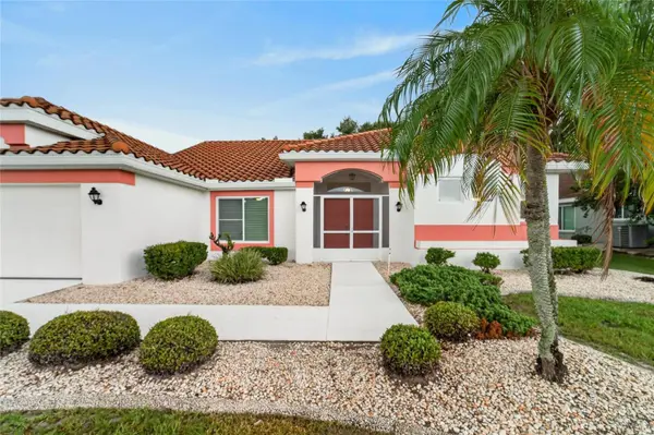 2216 NEW BEDFORD DR, Sun City Center, FL 33573