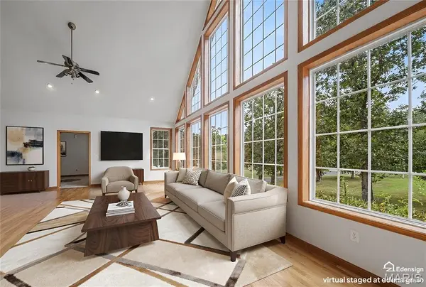 16735 County Road 1020, St James, MO 65559
