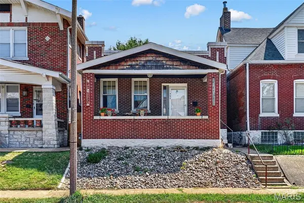 4546 Varrelmann AVE, St Louis, MO 63116