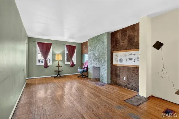 4546 Varrelmann AVE, St Louis, MO 63116
