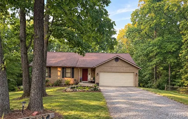8431 Fawn Hill LN, House Springs, MO 63051