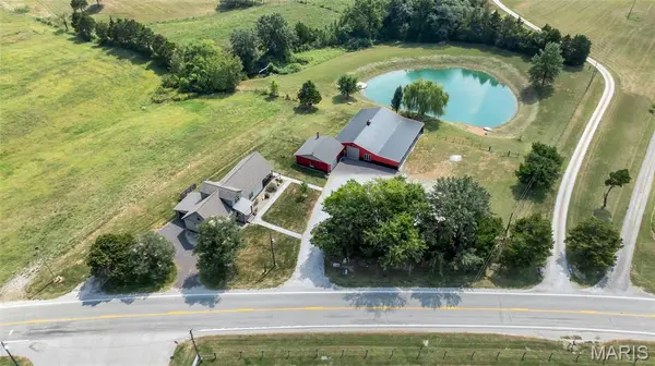 4176 State Route 156, Waterloo, IL 62298