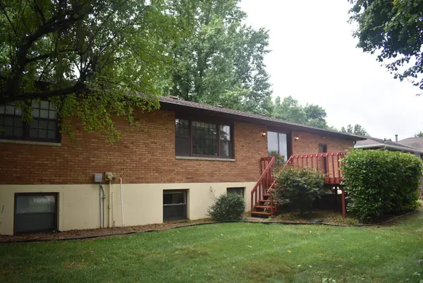 3025 Lantern LN, Quincy, IL 62301