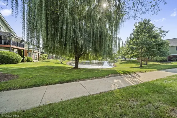 1328 Mc Dowell RD #103, Naperville, IL 60563