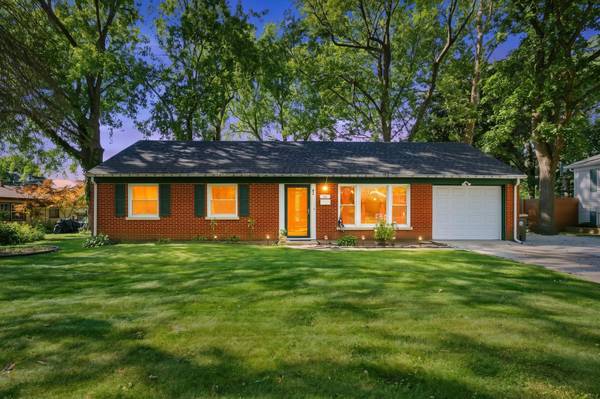 42 Briarcliff RD, Montgomery, IL 60538