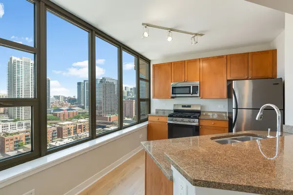 200 N JEFFERSON ST #2404, Chicago, IL 60661