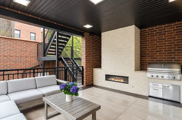 2908 N Burling ST #1, Chicago, IL 60657