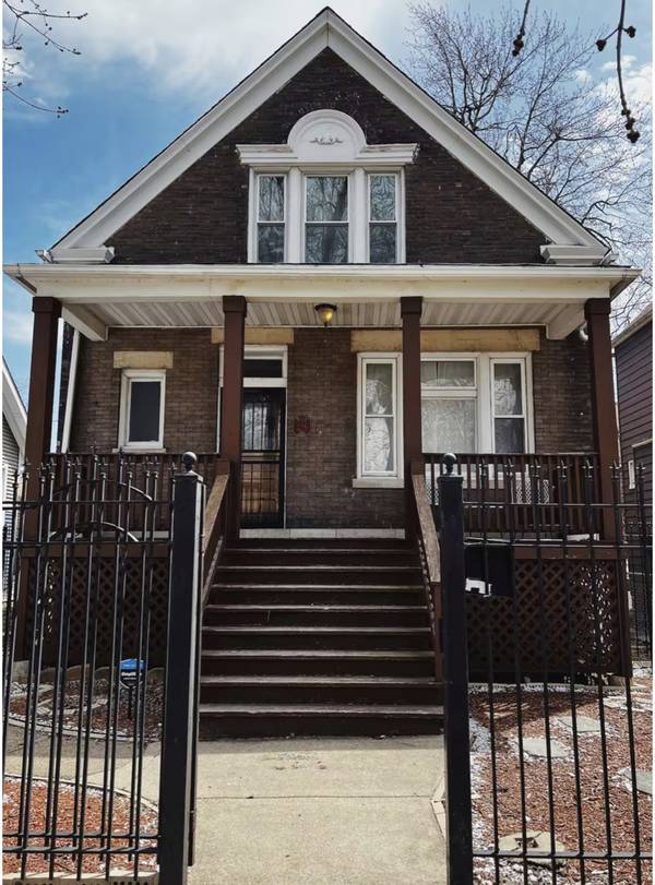 2867 E 77th ST, Chicago, IL 60649