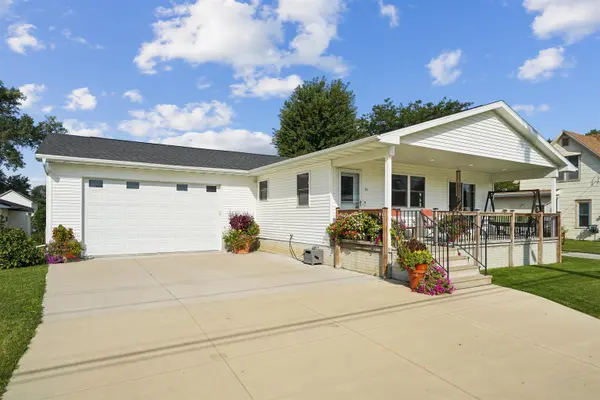 713 NE 6th AVE, Independence, IA 50644