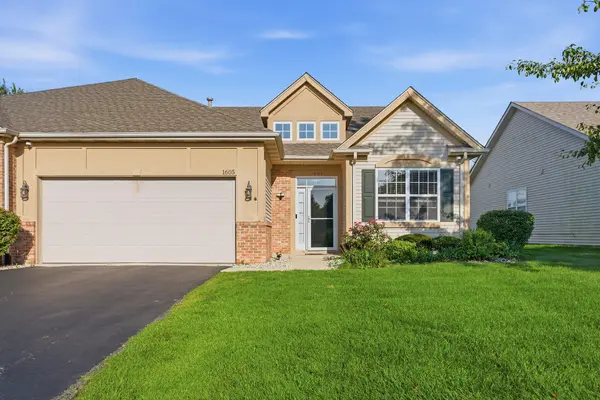 1605 Schaller LN, Dyer, IN 46311