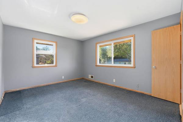 5300 Circle Down, Golden Valley, MN 55416