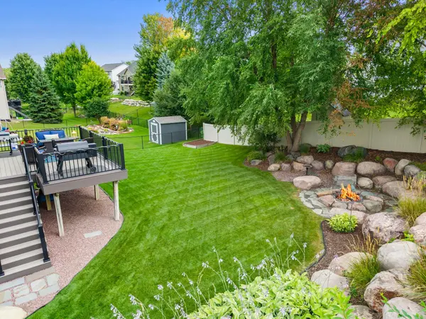 921 Bridle Creek DR, Jordan, MN 55352