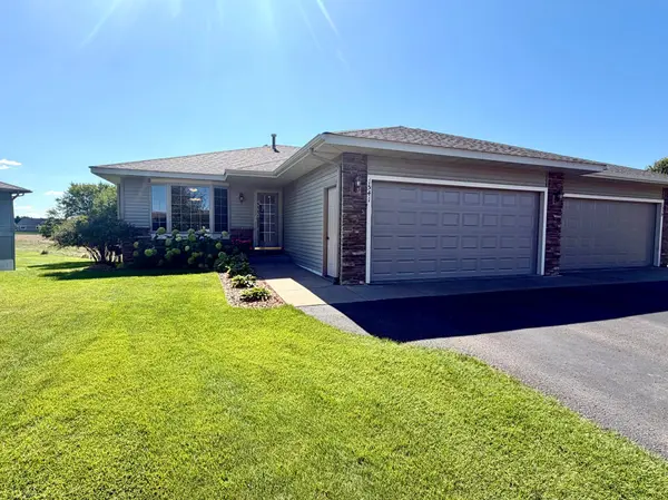 1541 Sequoia LN, New Richmond, WI 54017