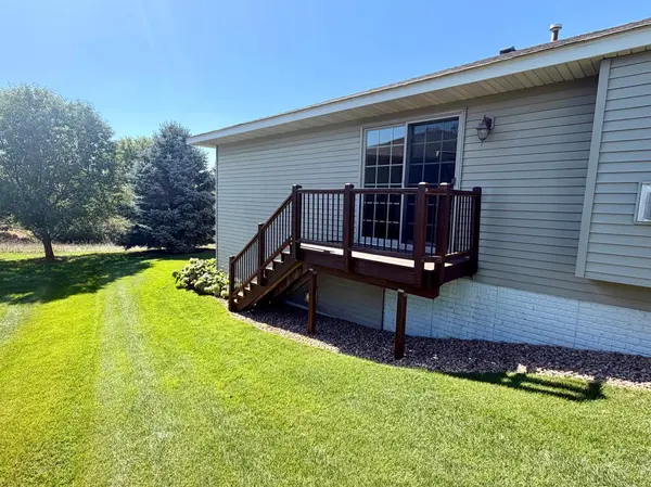 1541 Sequoia LN, New Richmond, WI 54017