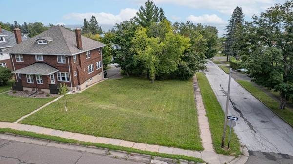 200X E 3rd ST, Duluth, MN 55805