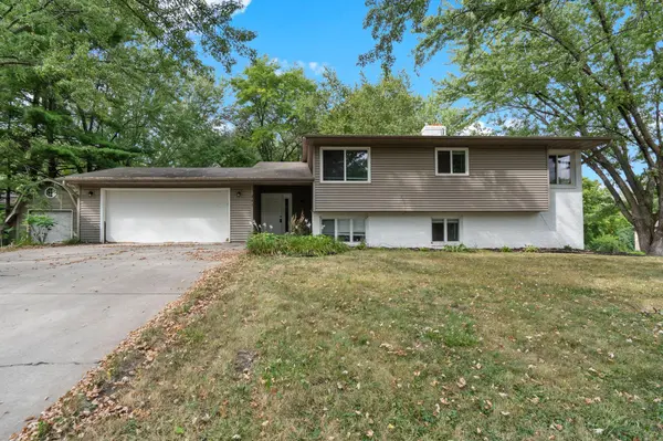 241 Harrington DR, Long Lake, MN 55356