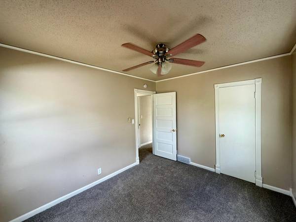 1009 19th ST N, Moorhead, MN 56560