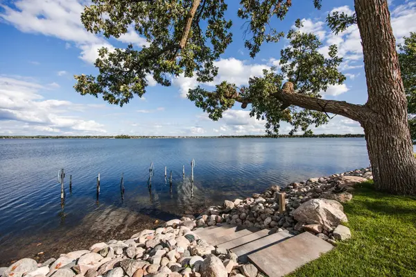 20337 Oakland Beach RD, Detroit Lakes, MN 56501