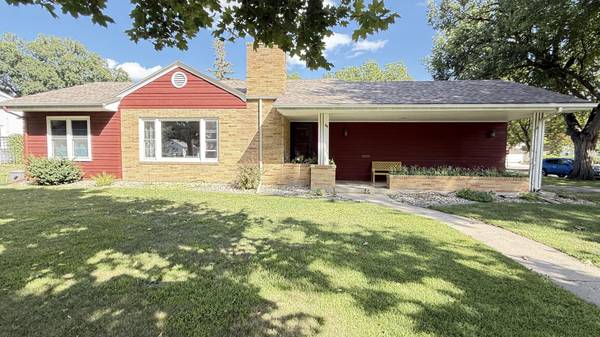 604 N 7th ST, Montevideo, MN 56265