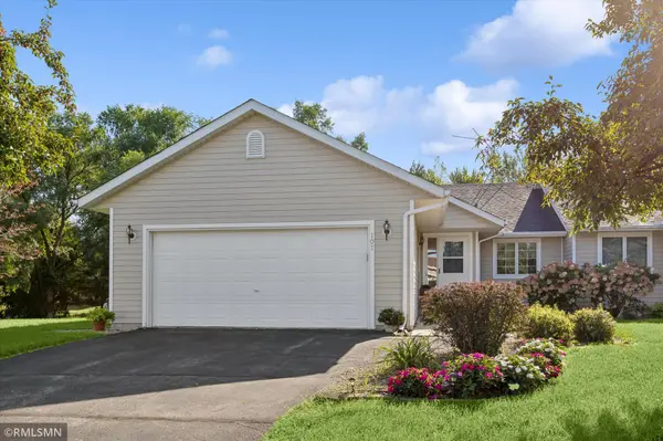 107 Ridgebrook DR #107, Cannon Falls, MN 55009