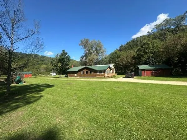 29417 Aspen RD, Rushford, MN 55971