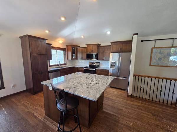 1816 Case LN, Saint Cloud, MN 56303