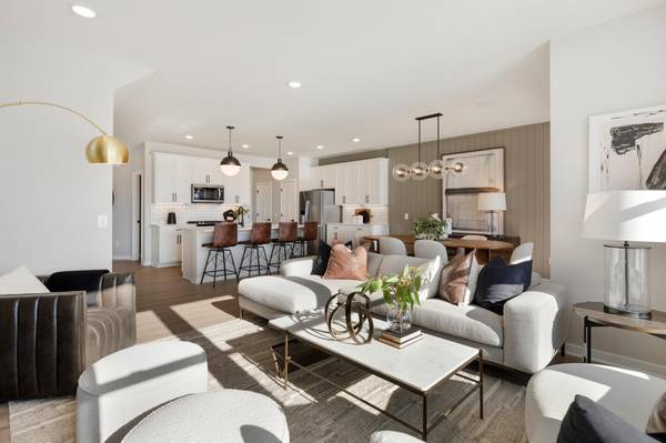 10400 Glacier LN N, Maple Grove, MN 55369