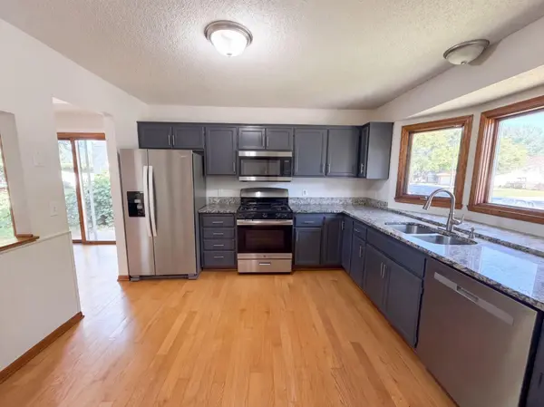 7537 Fairfield RD N, Brooklyn Park, MN 55444