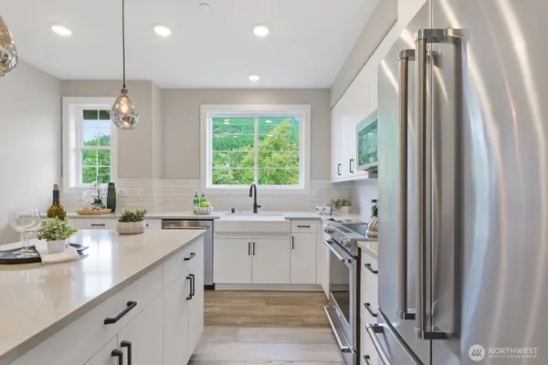 1906 SE 12th ST, North Bend, WA 98045