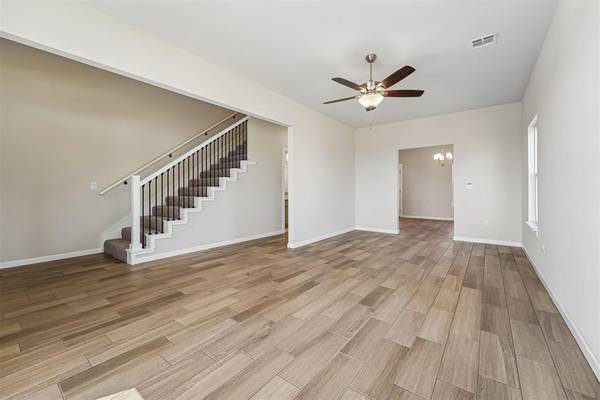 1687 Bloomington CT, Newcastle, OK 73065