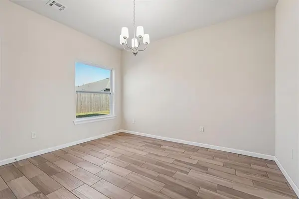 1687 Bloomington CT, Newcastle, OK 73065