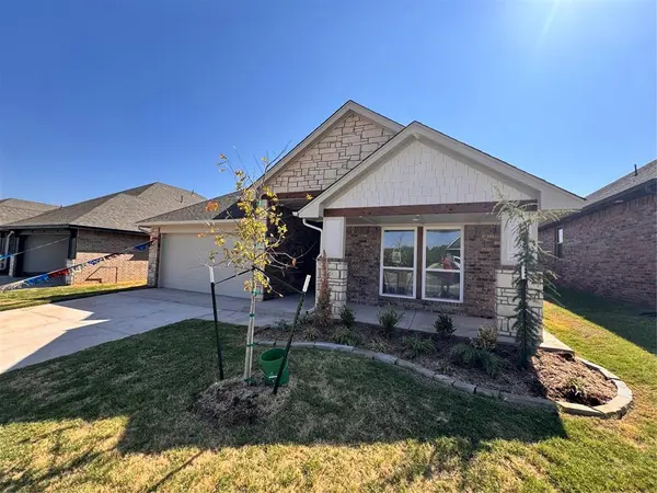 1308 Colonial AVE, Tuttle, OK 73089