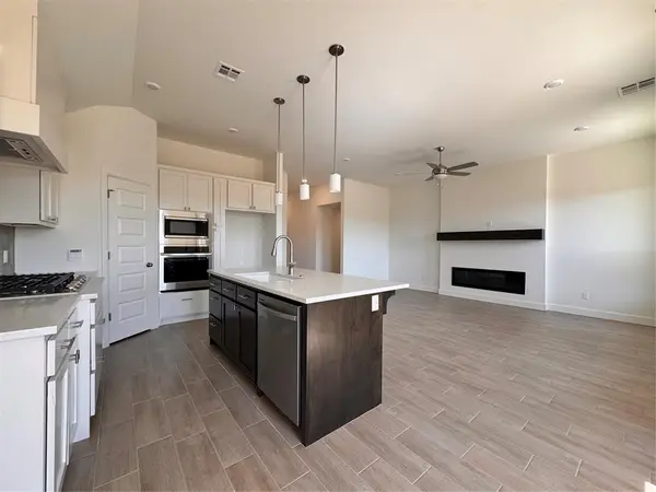1308 Colonial AVE, Tuttle, OK 73089