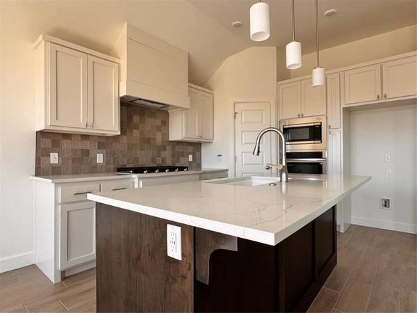1308 Colonial AVE, Tuttle, OK 73089
