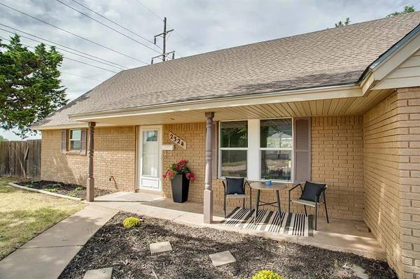 2324 Seminole ST, Enid, OK 73703