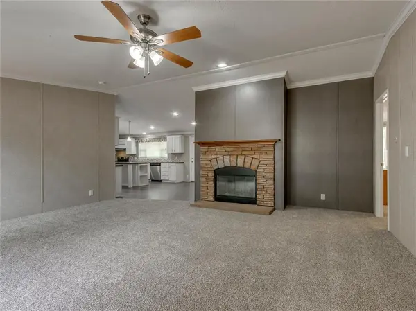 12408 SW 28th ST, Yukon, OK 73099