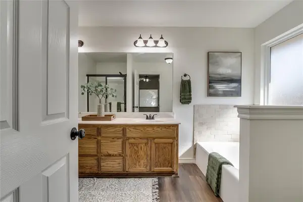 2176 Melody DR, Edmond, OK 73012