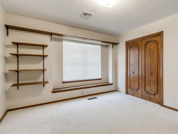 6800 N Libby AVE, Oklahoma City, OK 73132