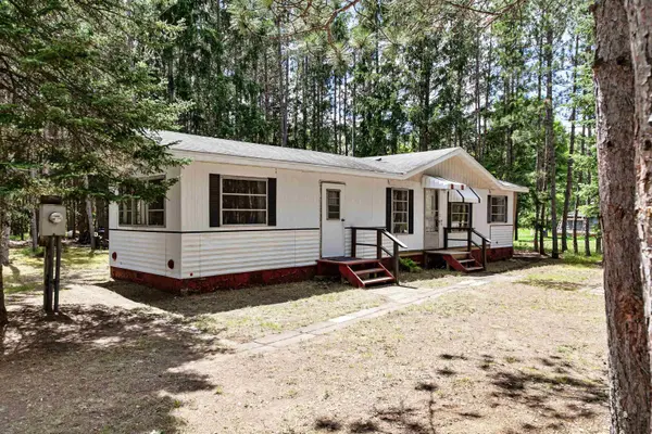 W11663 FORBES RD, Crivitz, WI 54114