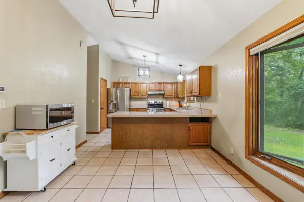 W2262 HARVER CT, Brownsville, WI 53006