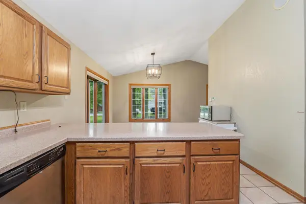 W2262 HARVER CT, Brownsville, WI 53006