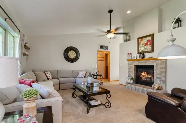 3587 MIGHTY OAK TRL, Green Bay, WI 54313