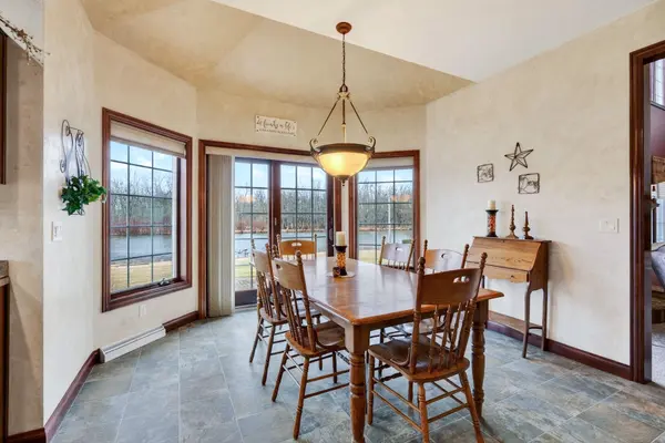 3025 WHITE BIRCH ST, Kaukauna, WI 54130-3934