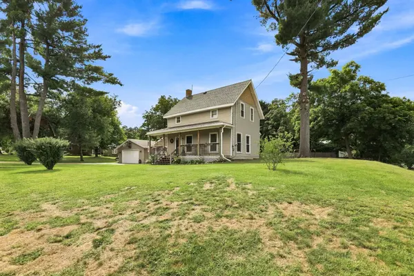 501 S PINE ST, Weyauwega, WI 54983