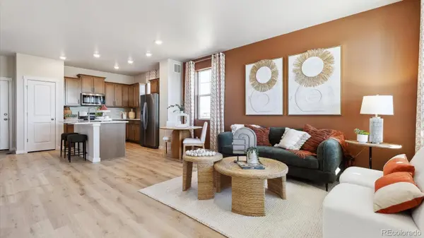 22382 E 7th PL, Aurora, CO 80018