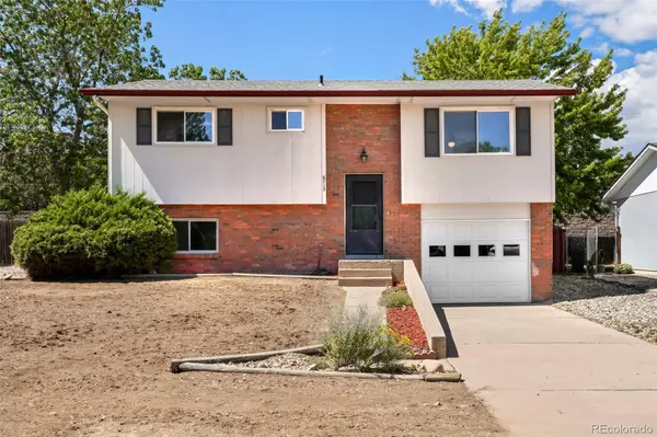 6713 Debra DR, Fort Collins, CO 80525